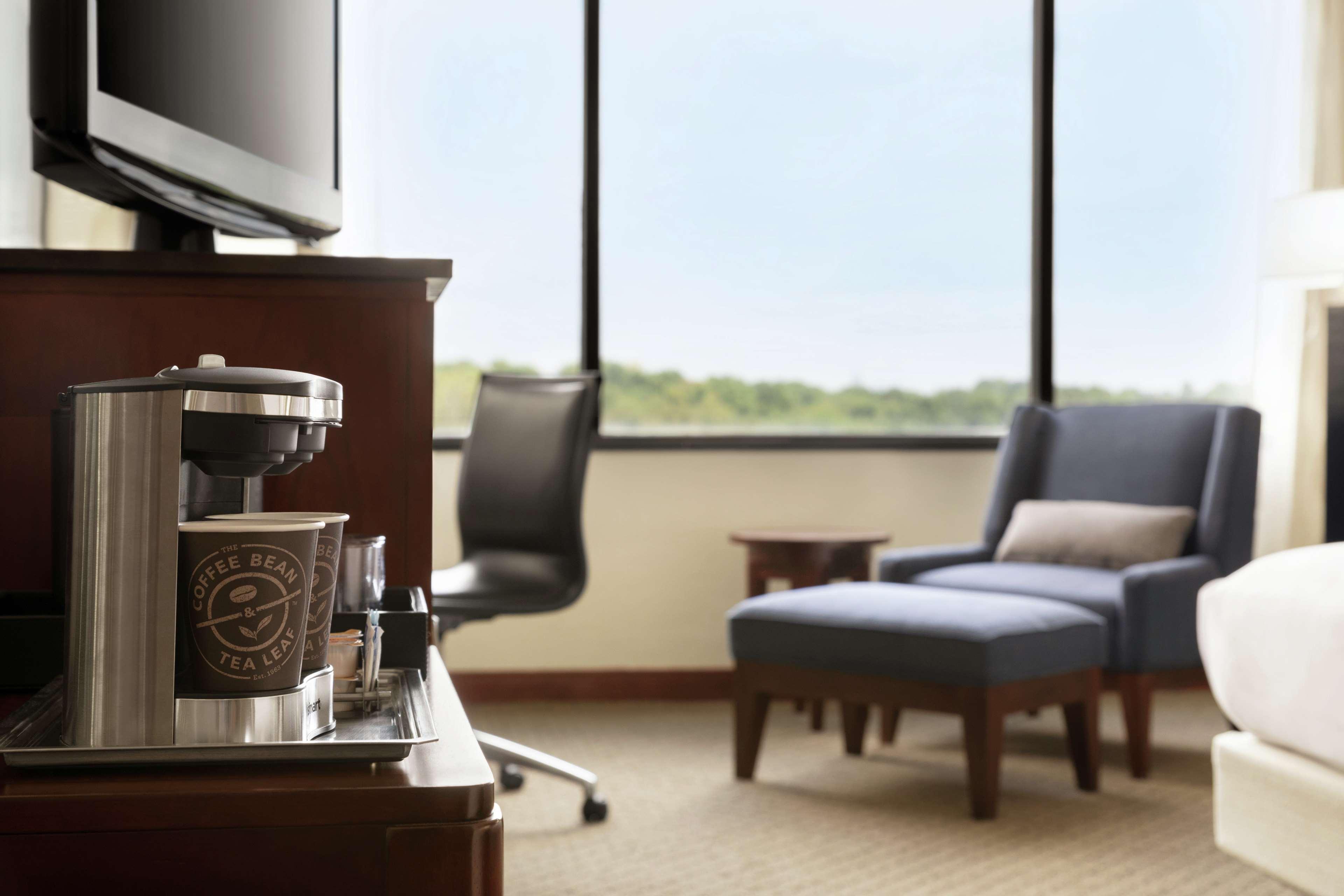 Hotel Doubletree By Hilton South Charlotte Tyvola Zewnętrze zdjęcie