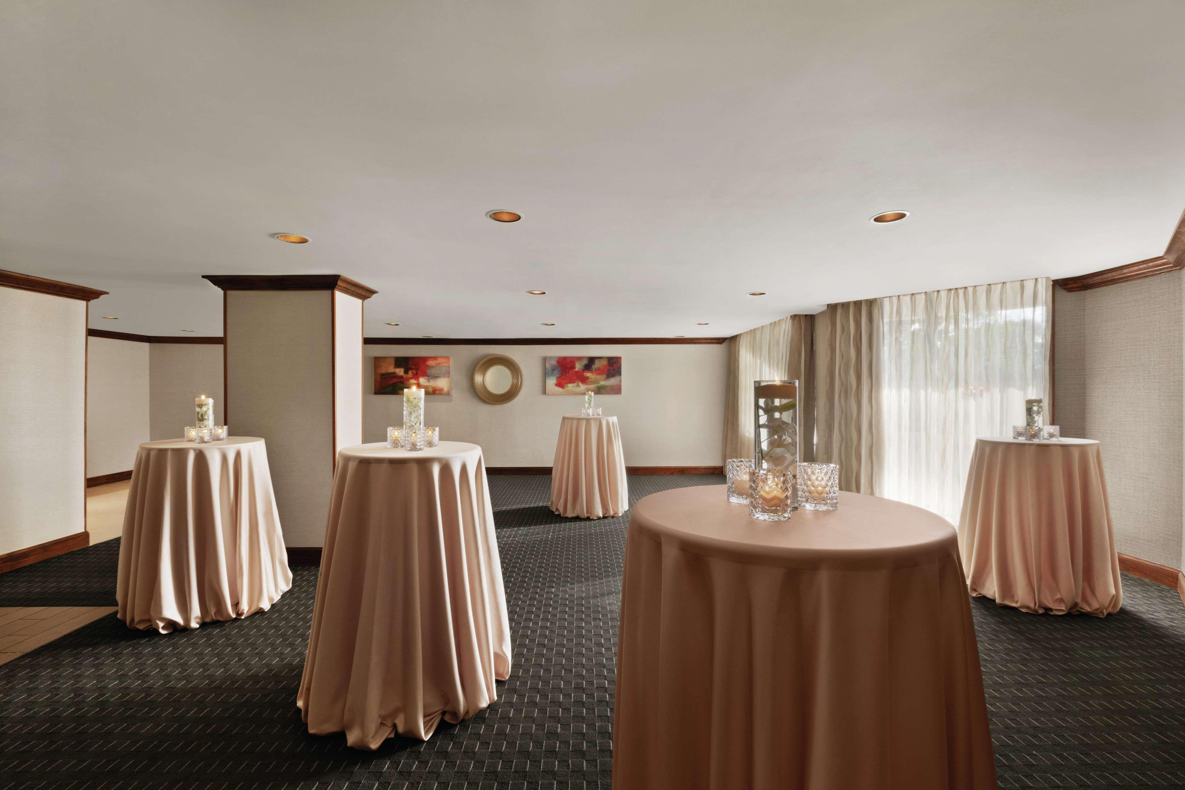 Hotel Doubletree By Hilton South Charlotte Tyvola Zewnętrze zdjęcie