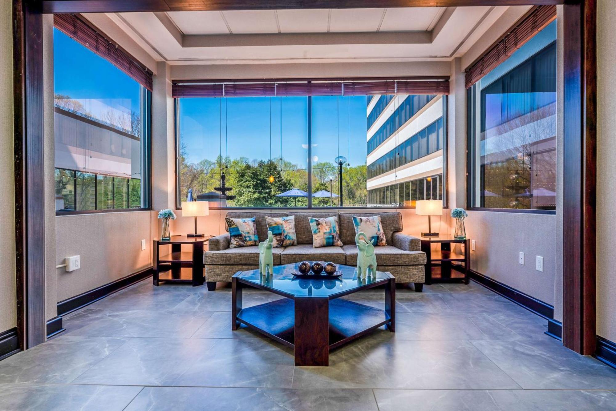 Hotel Doubletree By Hilton South Charlotte Tyvola Zewnętrze zdjęcie